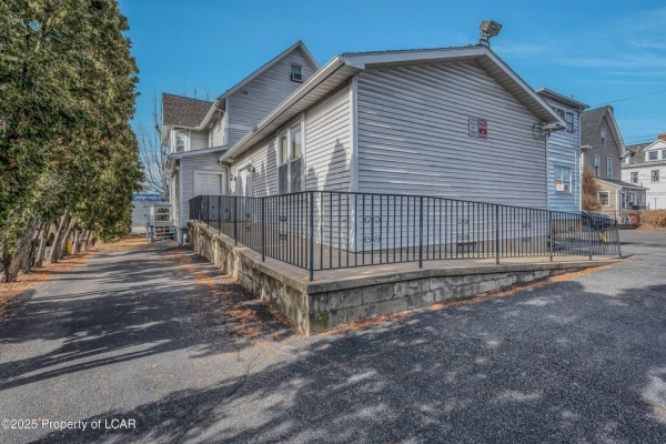 Listing Image #3 - Others for sale at 333 Wyoming Ave, Kingston PA 18704