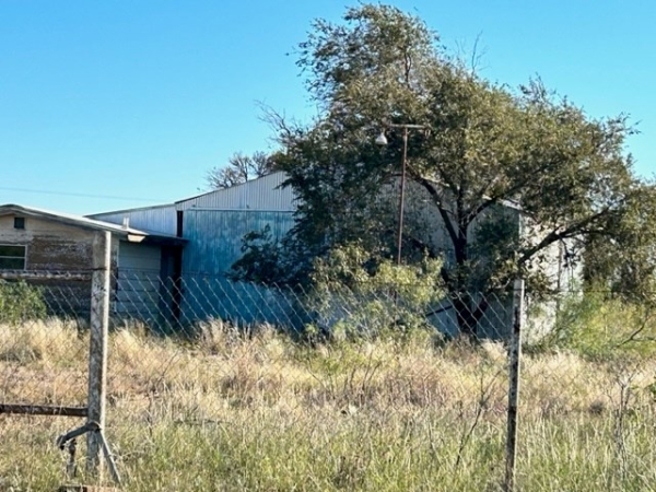 Listing Image #2 - Others for sale at 1320 Ave T, Snyder TX 79549