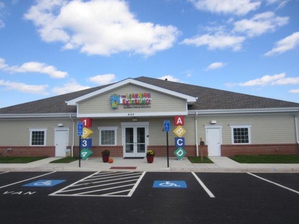 Listing Image #1 - Health Care for sale at 4150 Pleasant Valley Rd, Chantilly VA 20151