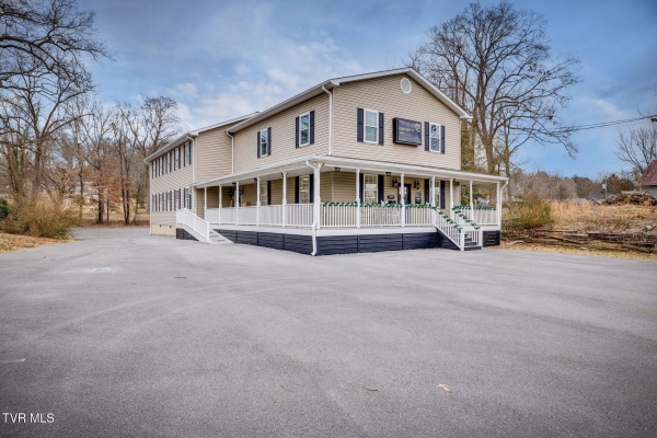 Listing Image #2 - Others for sale at 210 Colonial Heights Road, Kingsport TN 37663