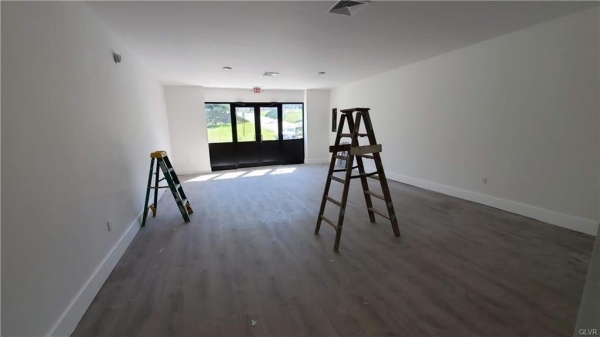 Listing Image #3 - Others for sale at 2005 Willow Park Road, Bethlehem Twp PA 18020