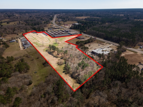 Listing Image #2 - Multi-family for sale at 353 FM 1475, Huntington TX 75949