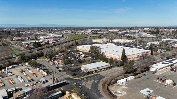 Listing Image #3 - Others for sale at 2592 Notre Dame Boulevard B, Chico CA 95928