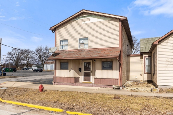 Listing Image #2 - Retail for sale at 201 E Chicago St, Columbia City IN 46725