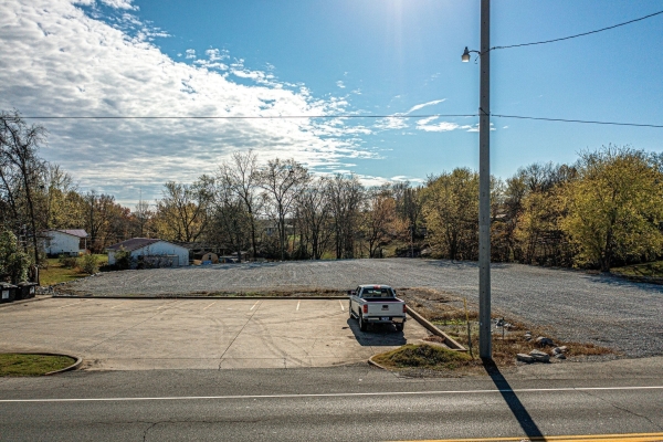Listing Image #3 - Others for sale at 9615 Us Highway 70 E, Mc Ewen TN 37101