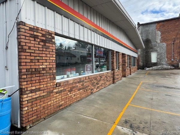 Listing Image #3 - Others for sale at 5981 Fulton St., Mayville MI 48744