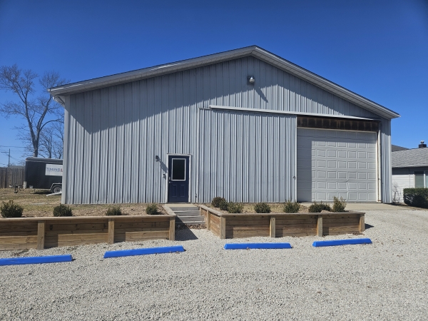 Listing Image #1 - Industrial for sale at 3950 Wabash Ave., Terre Haute IN 47803