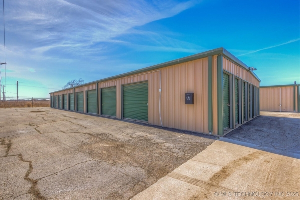 Listing Image #3 - Others for sale at 14620 S 417th EastAvenue, Coweta OK 74429