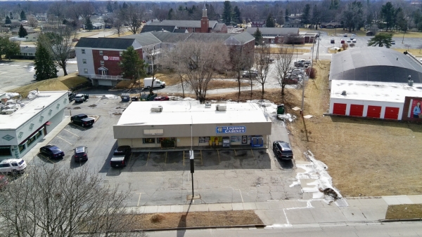 Listing Image #1 - Retail for sale at 1924 E Milwaukee St, Janesville WI 53545