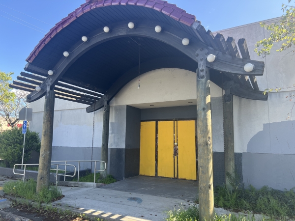 Listing Image #1 - Retail for sale at 2265 Cleveland Avenue 1135 W. Steele Lane, Santa Rosa CA 95401