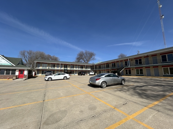 Listing Image #2 - Hotel for sale at 1015 E. Lakeshore Drive, Storm Lake IA 50588