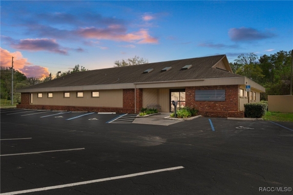 Listing Image #2 - Others for sale at 403 W Highland Boulevard, Inverness FL 34452