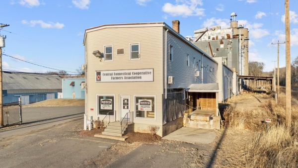 Listing Image #2 - Others for sale at 46 Apel Place, Manchester CT 06042