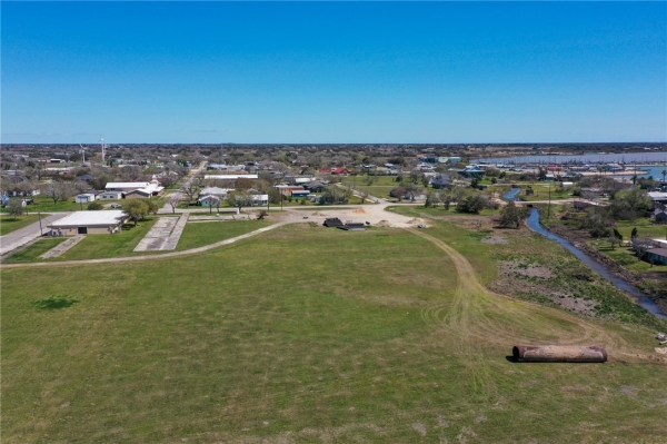 Listing Image #3 - Industrial for sale at 504 S 4th St, Seadrift TX 77983