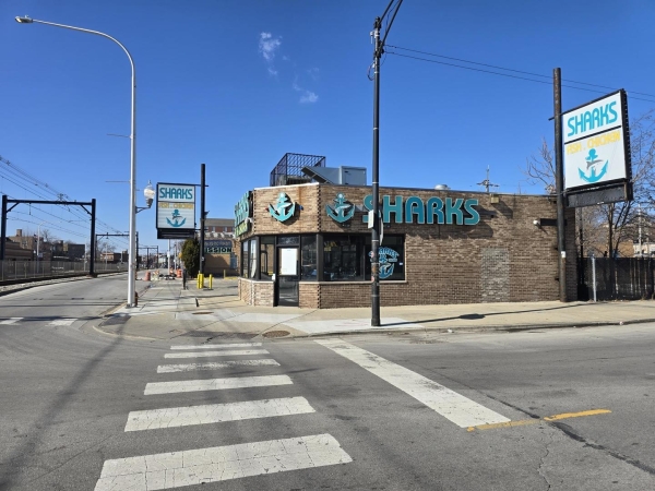 Listing Image #1 - Retail for sale at 2640 E 75th Street, Chicago IL 60649