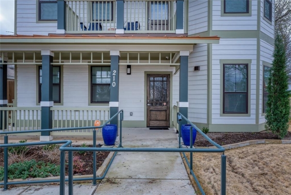 Listing Image #3 - Office for sale at 210 E Church Street, Weatherford TX 76086