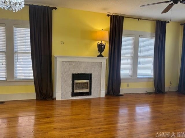 Listing Image #3 - Others for sale at 402 W South St, Benton AR 72015