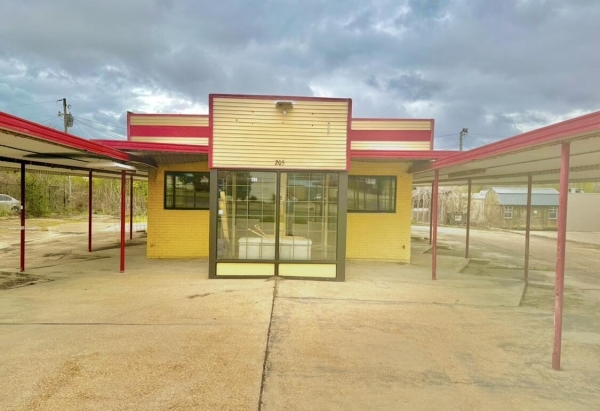 Listing Image #2 - Others for sale at 205 South Church Street, Okolona MS 38860