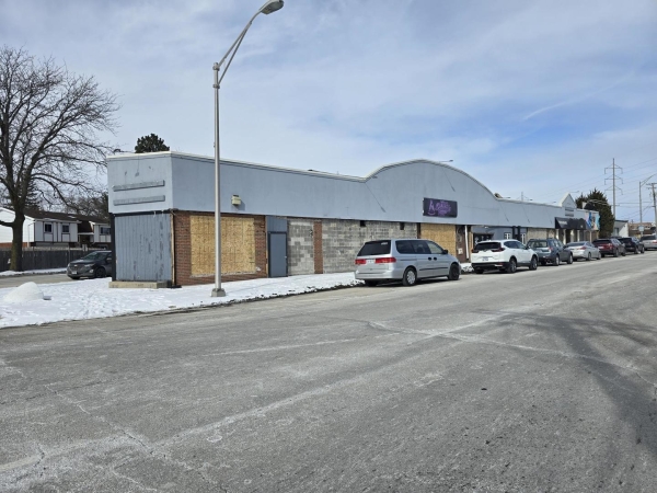 Listing Image #2 - Others for sale at 1062 Lee Street, Des Plaines IL 60016