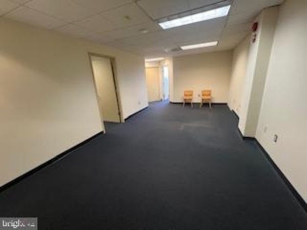 Listing Image #3 - Office for sale at 438 N Frederick Avenue , 435, Gaithersburg MD 20877
