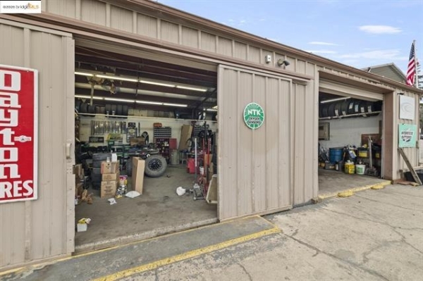 Listing Image #2 - Others for sale at 17870 State Highway 120, Big Oak Flat CA 95305
