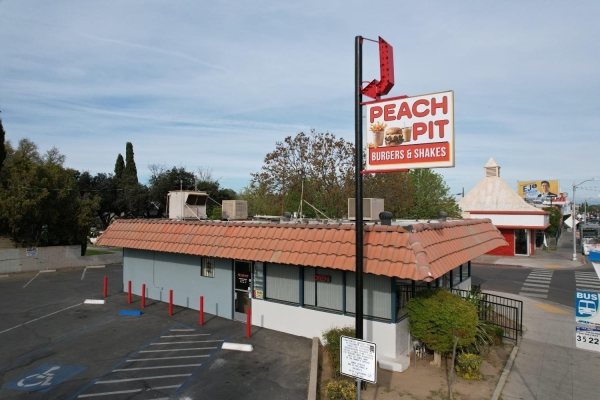 Listing Image #3 - Others for sale at 555 E Olive Avenue, Fresno CA 93728
