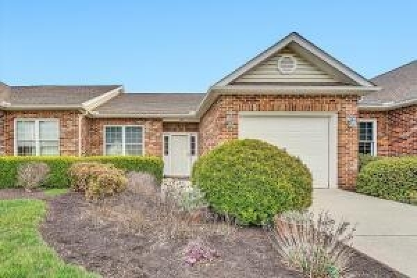 Listing Image #3 - Others for sale at 124 Cypress CT, Roanoke VA 24019