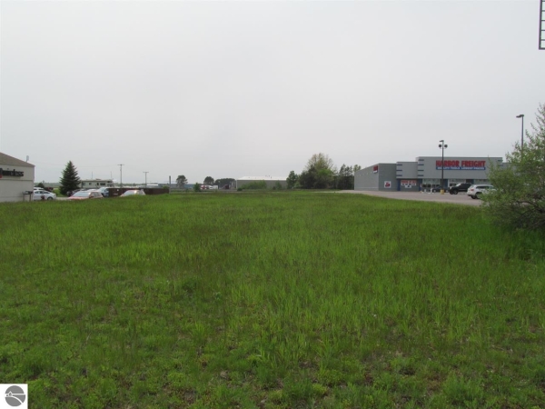 Listing Image #3 - Land for sale at S Mackinaw Trail, Cadillac MI 49601