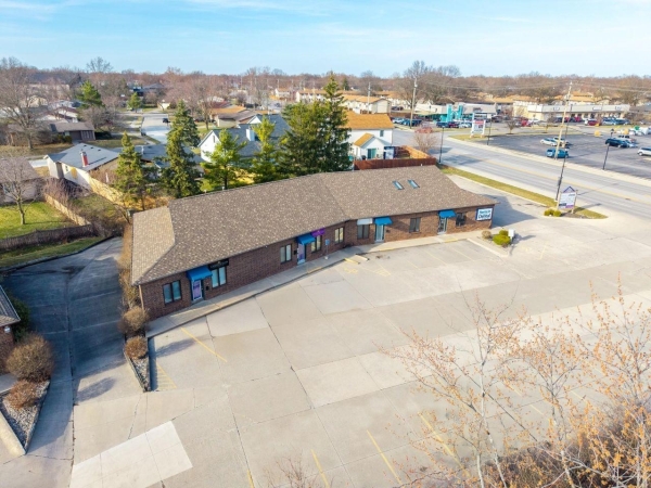 Listing Image #3 - Office for sale at 2801 Maplecrest Road, Fort Wayne IN 46815