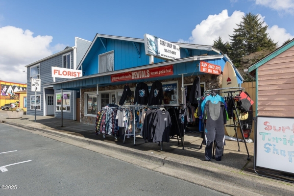 Listing Image #2 - Others for sale at 205 SW Hwy 101, Waldport OR 97394