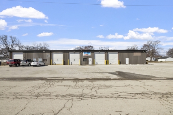 Listing Image #3 - Industrial for sale at 3102 Louis Sherman Dr., Steger IL 60475