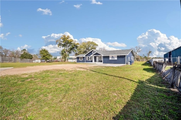 Listing Image #2 - Office for sale at 7970 Tanner Williams Road, Mobile AL 36608
