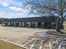 Listing Image #3 - Office for sale at 611 S Clay Street, Ennis TX 75119