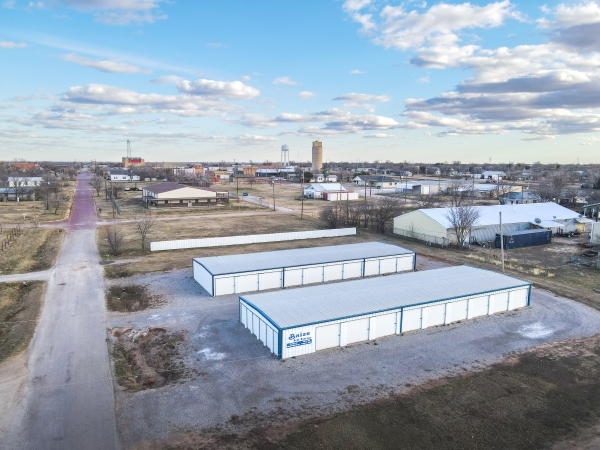 Listing Image #1 - Storage for sale at 506 W Bryan Ave, Electra TX 76360