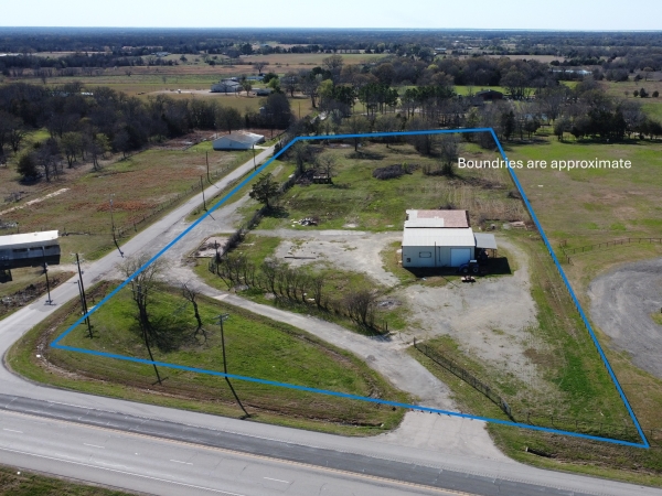Listing Image #1 - Others for sale at 3552 S HWY 19, Emory TX 75440