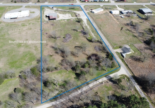 Listing Image #2 - Others for sale at 3552 S HWY 19, Emory TX 75440