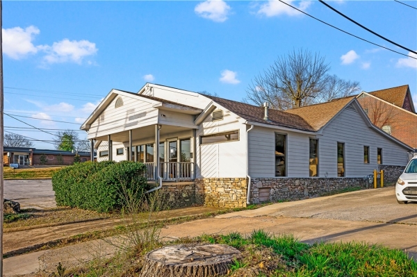 Listing Image #2 - Industrial for sale at 604 N Spring Street, Harrison AR 72601