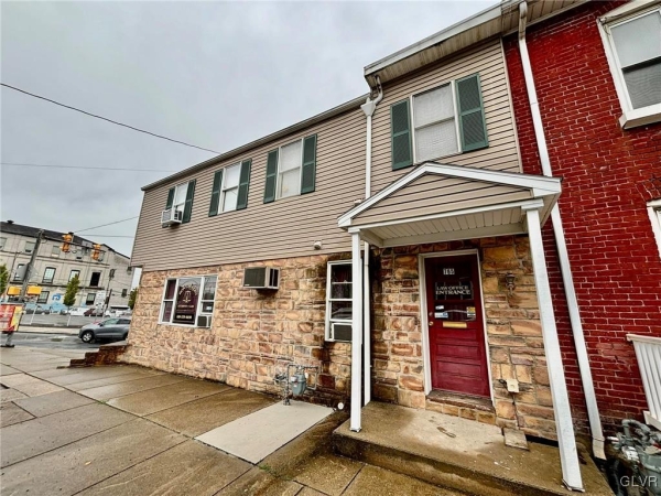 Listing Image #1 - Others for sale at 832 Walnut Avenue, Easton PA 18042