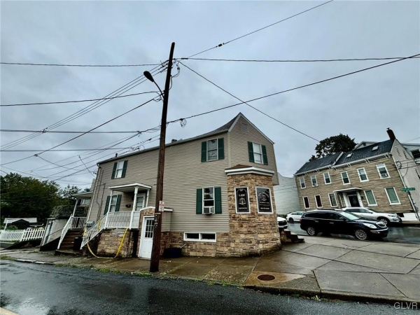 Listing Image #2 - Others for sale at 832 Walnut Avenue, Easton PA 18042