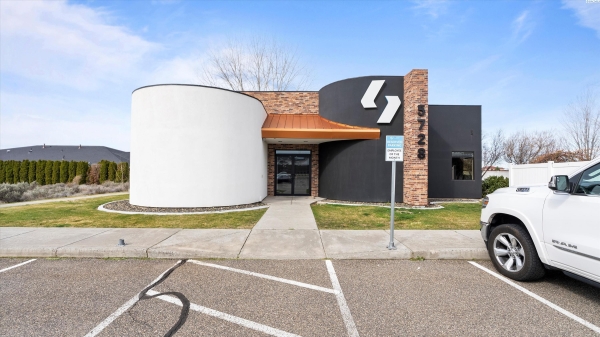 Listing Image #3 - Others for sale at 5808 Bedford St, Pasco WA 99301