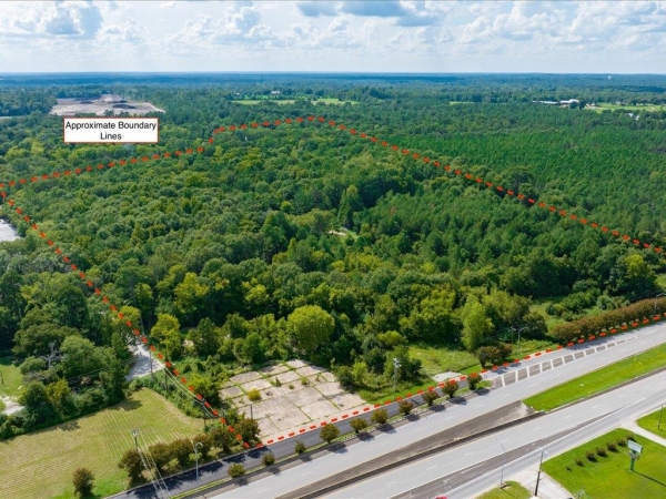 Listing Image #1 - Others for sale at 503 John Redditt Drive, Lufkin TX 75904