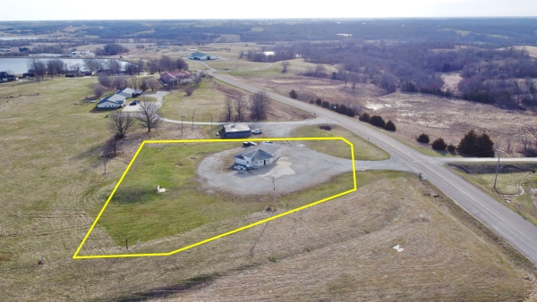 Listing Image #1 - Retail for sale at 52268-B Business Highway 5, Milan MO 63556