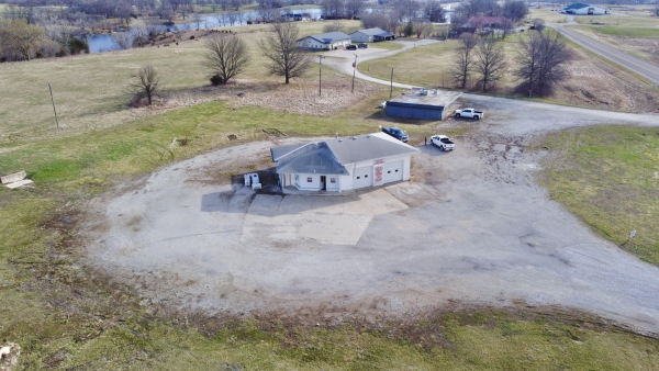 Listing Image #3 - Retail for sale at 52268-B Business Highway 5, Milan MO 63556