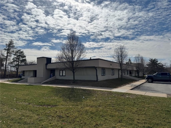 Listing Image #1 - Others for sale at 3601 42nd Street Ne, Cedar Rapids IA 52402