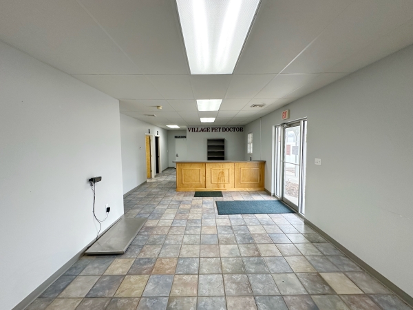 Listing Image #2 - Office for sale at 411 N Long St, Tolono IL 61880