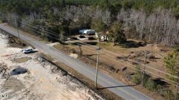 Listing Image #3 - Others for sale at 14708 Mallett Road, Biloxi MS 39532