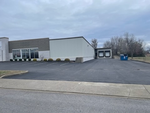 Listing Image #2 - Retail for sale at 1410 N 12th St, Murray KY 42071