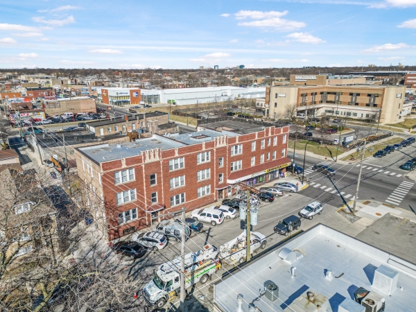 Listing Image #3 - Multi-family for sale at 5701 Roosevelt Rd, Cicero IL 60804