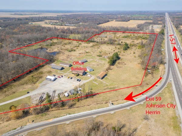 Listing Image #2 - Office for sale at 1478-Ste B Imhoff Lane, Johnston City IL 62951