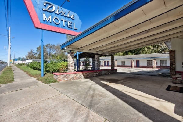 Listing Image #2 - Hotel for sale at 551664 US-1, Hilliard FL 32046